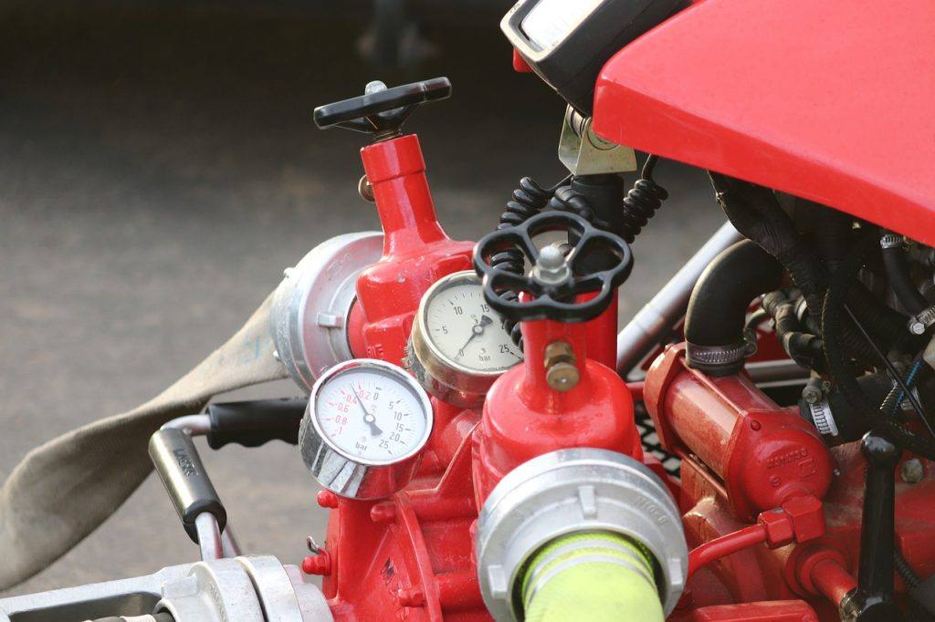 Fire Pump Extinguishing Pump  - manfredrichter / Pixabay