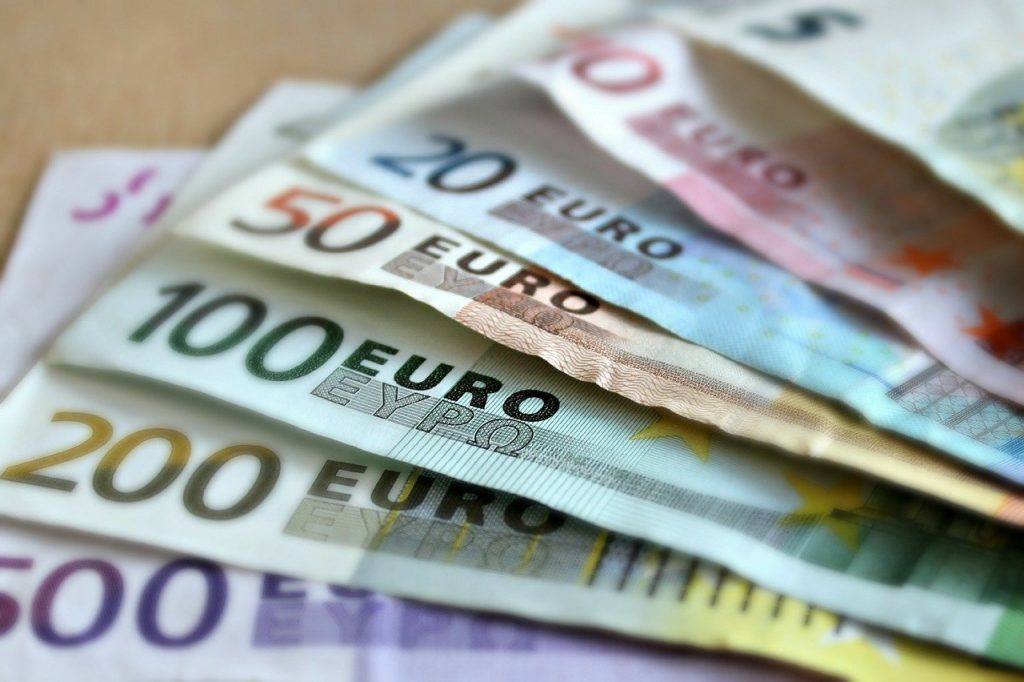 Bank Note Euro Bills Paper Money  - martaposemuckel / Pixabay