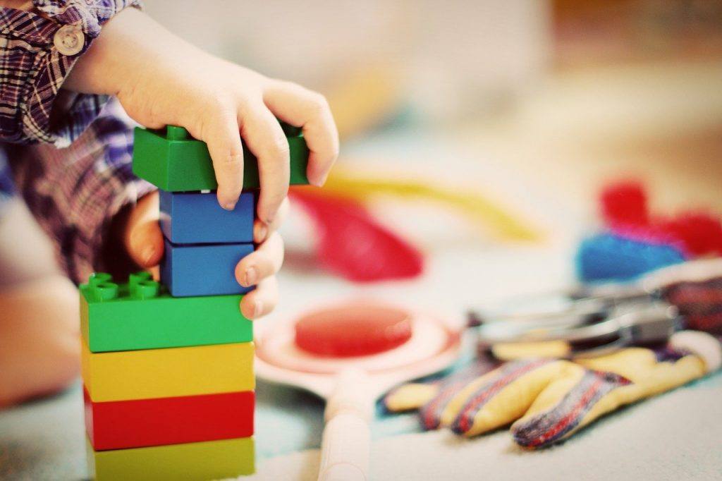 Child Tower Building Blocks Blocks  - FeeLoona / Pixabay