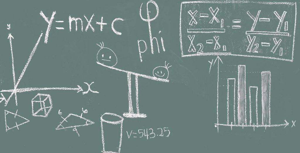 Math Blackboard Education Classroom  - Pixapopz / Pixabay