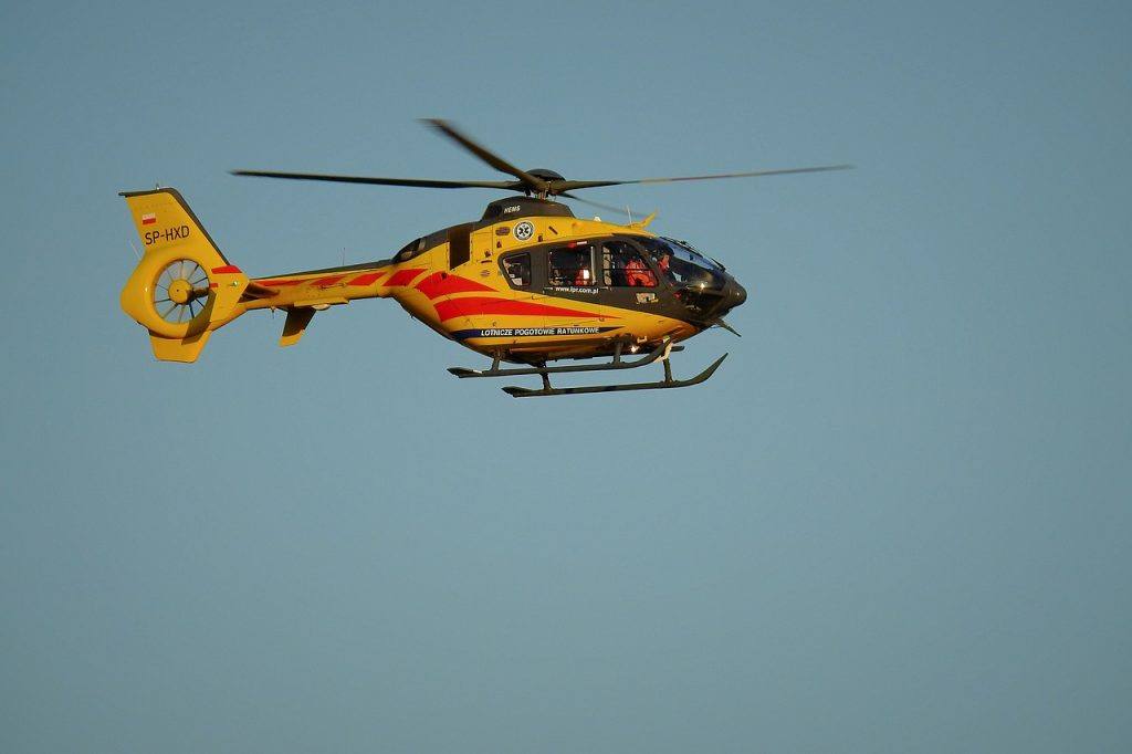 Rescue Airplane Ambulance Helicopter  - erwin66as / Pixabay