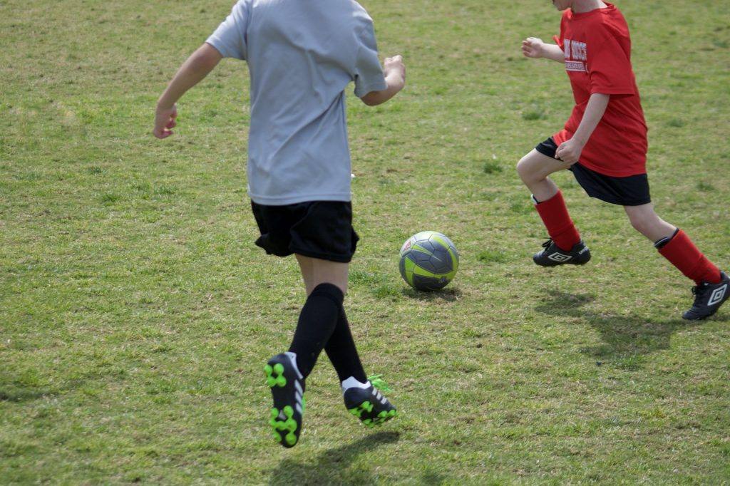 Soccer Football Sport Play Fun  - picsbyjameslee / Pixabay