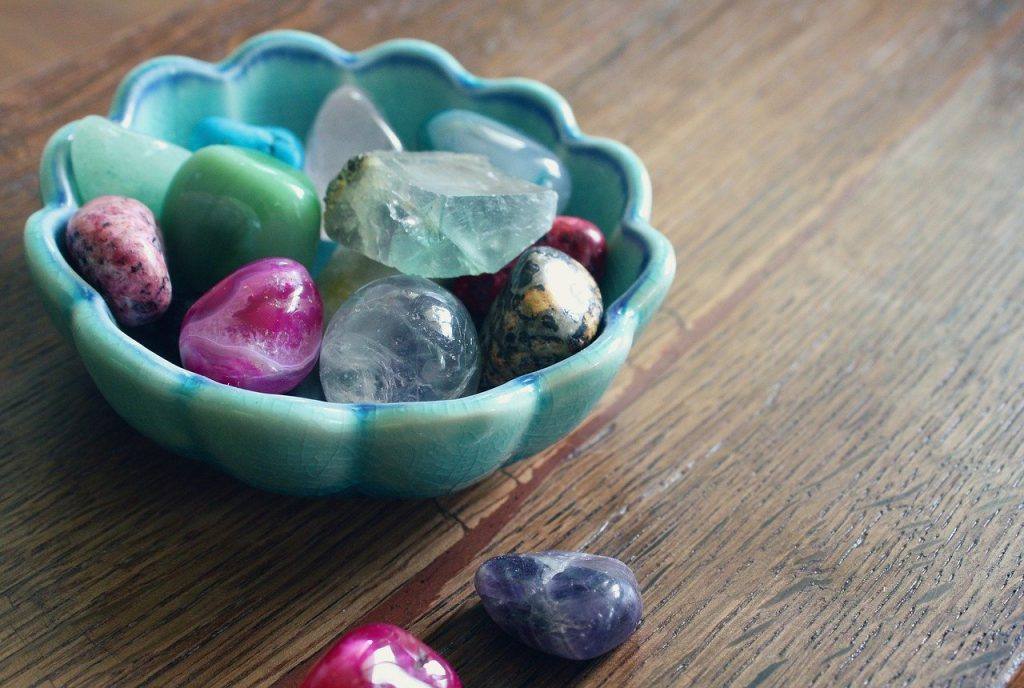 Precious Stones Crystals Healing  - ponce_photography / Pixabay