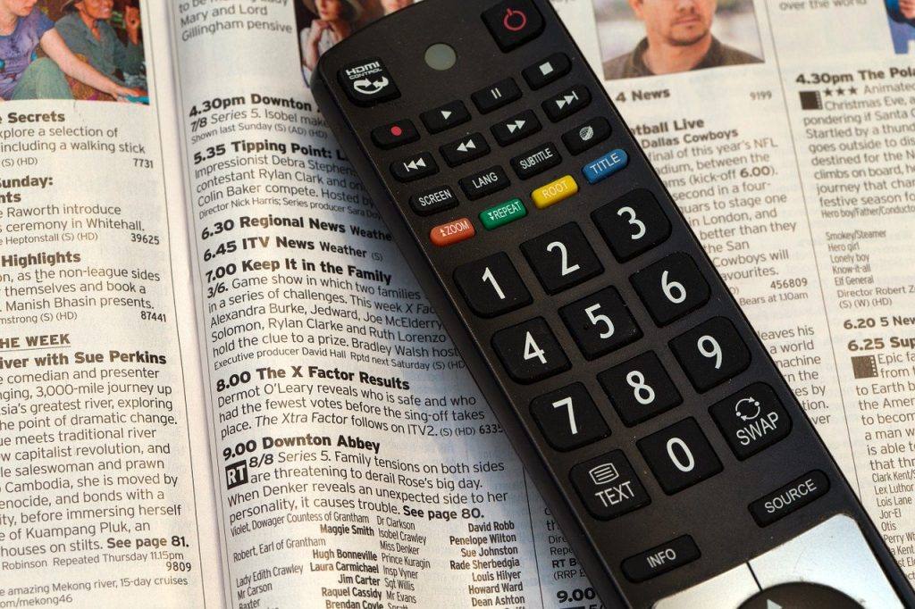 Television Remote Control  - RonPorter / Pixabay