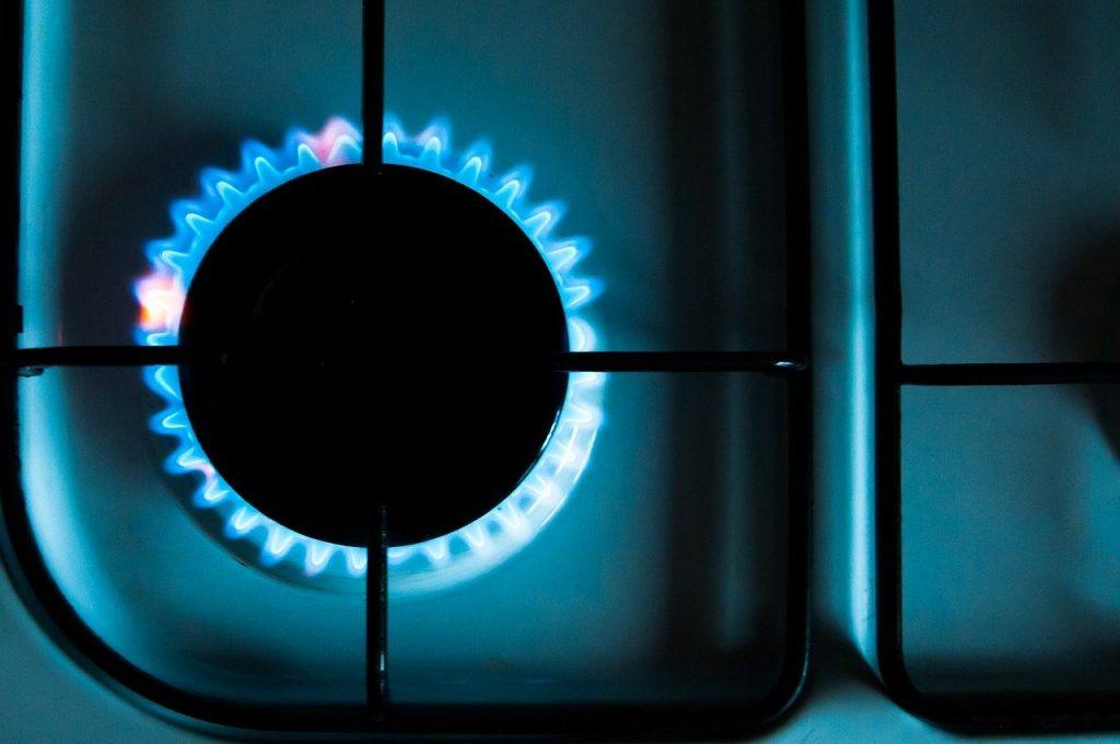 Technology No One Power Natural Gas  - pride1979 / Pixabay