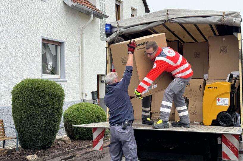 DRK hilft Sturzflut-Betroffenen