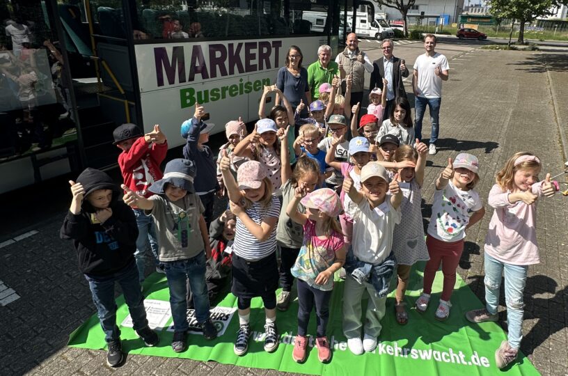 Busfahrtraining für Kinder