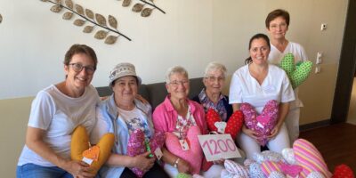 Birkenfeld: 1200 Herzkissen für das Brustkrebszentrum
