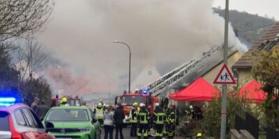 Bad Kreuznach: Dachstuhlbrand in Duchroth