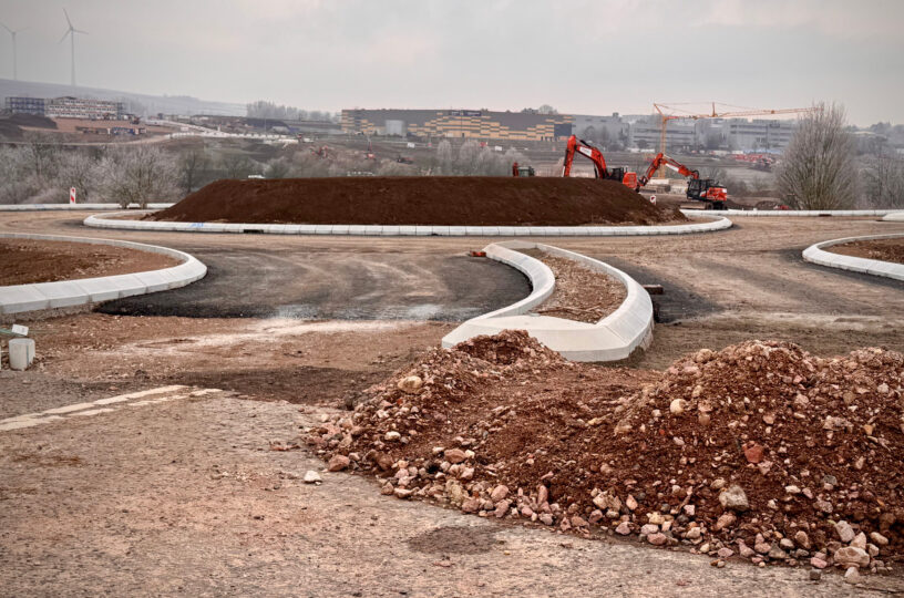 Neuer Kreisel in Alzey bald fertig