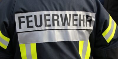 Bad Kreuznach: Brennender Müllcontainer in Bad Kreuznach – Feuerwehr im Einsatz