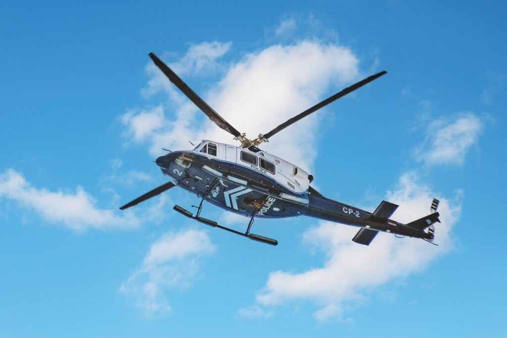 helicopter, flying, sky, nature, aviation, flight, police, operation, blue sky, helicopter, helicopter, helicopter, helicopter, helicopter, police