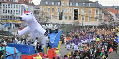 Bad Kreuznach: 🔴 Live Blog: Kreiznacher Narrefahrt 2025