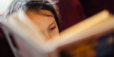 selective focus photography of girl