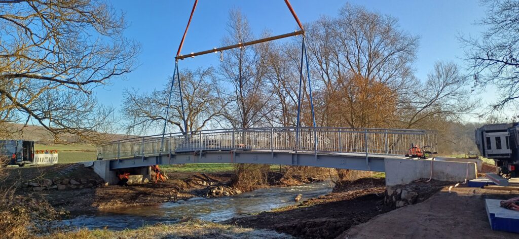 Neue Radbrücke