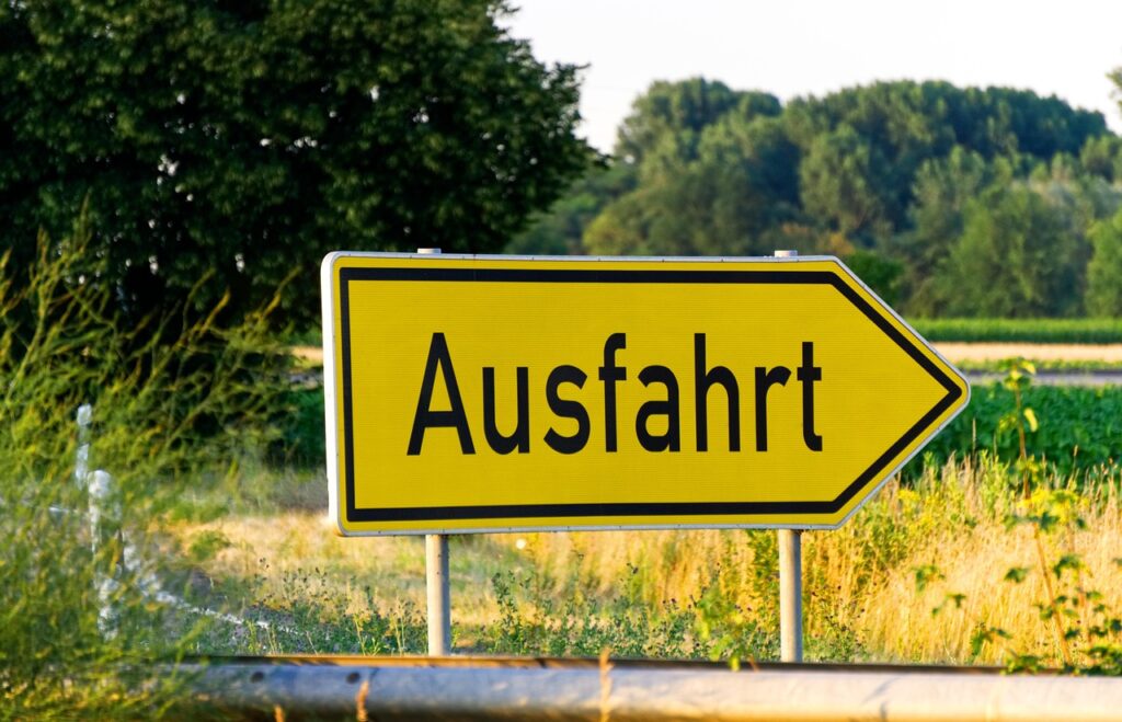 traffic sign, exit, departure, turn, abandoned, federal road, germany, to travel, road traffic, transport system, sign, information, Falschfahrer B 50 Simmern