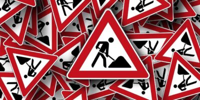 Verkehr Road Sign Site Attention Note Baustelle - geralt / Pixabay